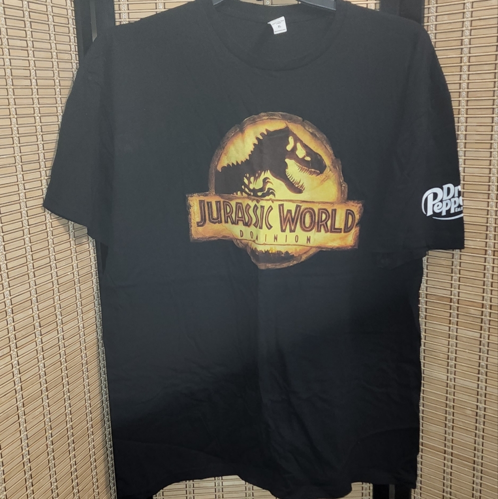 Rare Jurassic World Dominion Dr. Pepper Exclusive T-Shirt